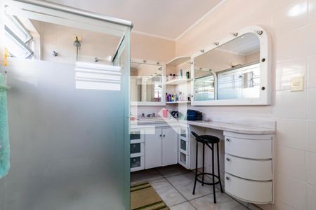 Casa à venda com 545m², 5 quartos e 4 vagas Casa à venda com 545m², 5 quartos e 4 vagas2o. Andar - Banheiro da Suíte 3