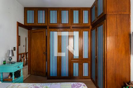 Casa à venda com 545m², 5 quartos e 4 vagas Casa à venda com 545m², 5 quartos e 4 vagas2o. Andar - Suíte 5