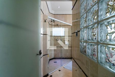 Casa à venda com 545m², 5 quartos e 4 vagas Casa à venda com 545m², 5 quartos e 4 vagas2o. Andar - Banheiro da Suíte 1