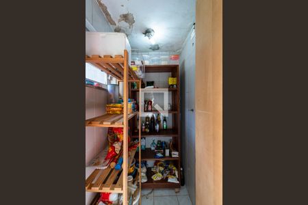 Casa à venda com 545m², 5 quartos e 4 vagas Casa à venda com 545m², 5 quartos e 4 vagas1o. Andar - Área de Serviço