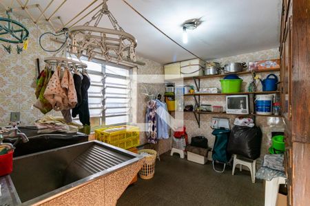 Casa à venda com 545m², 5 quartos e 4 vagas Casa à venda com 545m², 5 quartos e 4 vagas1o. Andar - Área de Serviço