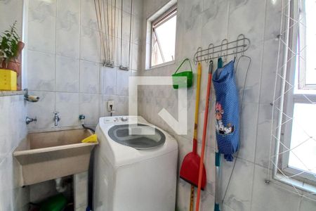 Apartamento à venda com 66m², 3 quartos e 1 vaga Apartamento à venda com 66m², 3 quartos e 1 vagaÁrea de Serviço