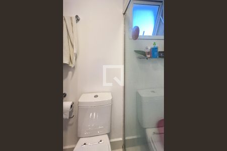 Apartamento à venda com 98m², 2 quartos e 2 vagasBanheiro da Suíte