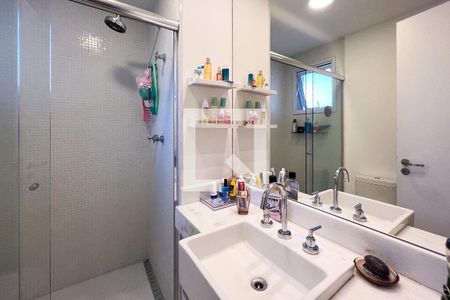 Apartamento à venda com 98m², 2 quartos e 2 vagasBanheiro da Suíte