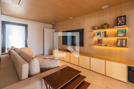 Apartamento à venda com 360m², 3 quartos e 5 vagas Apartamento à venda com 360m², 3 quartos e 5 vagasSala de TV