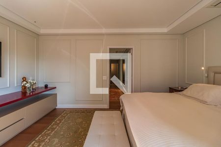 Apartamento à venda com 360m², 3 quartos e 5 vagas Apartamento à venda com 360m², 3 quartos e 5 vagasSuíte 3