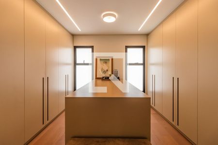 Apartamento à venda com 360m², 3 quartos e 5 vagas Apartamento à venda com 360m², 3 quartos e 5 vagasSuíte 3