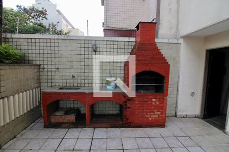 Apartamento à venda com 170m², 3 quartos e 2 vagasChurrasqueira