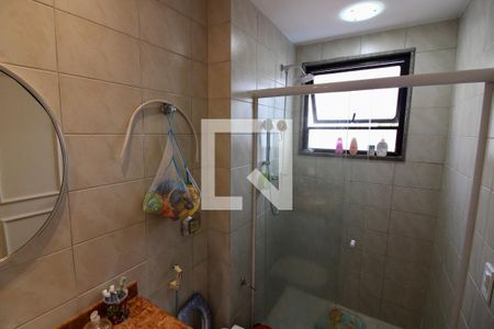 Apartamento à venda com 170m², 3 quartos e 2 vagasBanheiro da Suíte 1