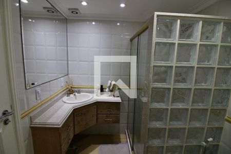 Apartamento à venda com 170m², 3 quartos e 2 vagasBanheiro Social