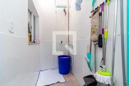 Casa de condomínio à venda com 72m², 2 quartos e 1 vaga Casa de condomínio à venda com 72m², 2 quartos e 1 vagaÁrea de Serviço
