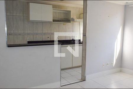 Sala de apartamento para alugar com 2 quartos, 45m² em Loteamento Parque São Martinho, Campinas