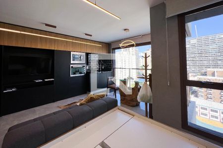 Sala/Quarto e Cozinha integrada de apartamento para alugar com 1 quarto, 28m² em Vila Nova Conceição, São Paulo