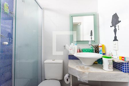 Casa de condomínio à venda com 150m², 4 quartos e 6 vagas Casa de condomínio à venda com 150m², 4 quartos e 6 vagasBanheiro da Suíte 4