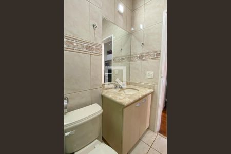 Casa de condomínio à venda com 165m², 3 quartos e 3 vagasBanheiro Corredor