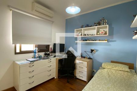 Casa de condomínio à venda com 165m², 3 quartos e 3 vagasQuarto 3