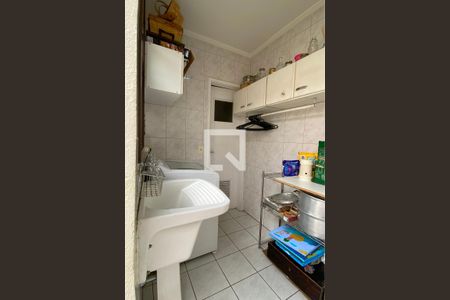 Casa de condomínio à venda com 165m², 3 quartos e 3 vagasÁrea de Serviço