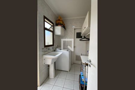 Casa de condomínio à venda com 165m², 3 quartos e 3 vagasÁrea de Serviço