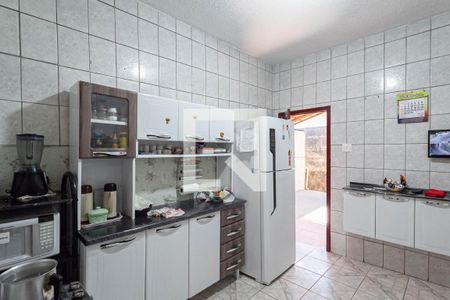 Casa à venda com 195m², 3 quartos e 4 vagas Casa à venda com 195m², 3 quartos e 4 vagasCozinha
