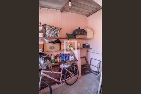 Casa à venda com 195m², 3 quartos e 4 vagas Casa à venda com 195m², 3 quartos e 4 vagasQuarto de despejo