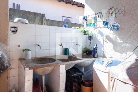 Casa à venda com 195m², 3 quartos e 4 vagas Casa à venda com 195m², 3 quartos e 4 vagasÁrea de serviço