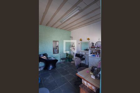 Casa à venda com 195m², 3 quartos e 4 vagas Casa à venda com 195m², 3 quartos e 4 vagasQuarto de serviço