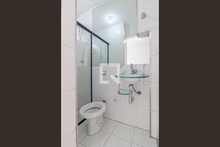 Banheiro de kitnet/studio para alugar com 1 quarto, 30m² em Vila Buarque, São Paulo