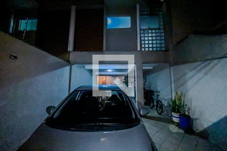Casa à venda com 140m², 3 quartos e 4 vagasGaragem