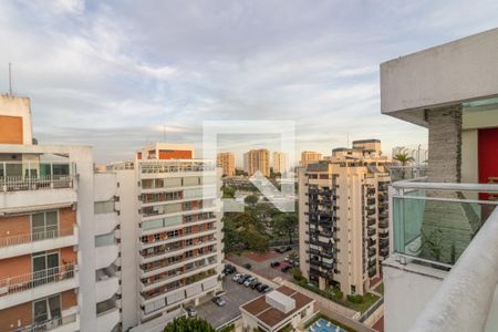 Apartamento à venda com 270m², 4 quartos e 2 vagas Apartamento à venda com 270m², 4 quartos e 2 vagasCobertura - vista
