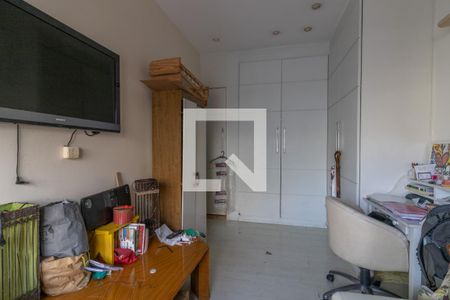 Apartamento à venda com 270m², 4 quartos e 2 vagas Apartamento à venda com 270m², 4 quartos e 2 vagasSuíte