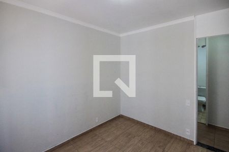 Apartamento para alugar com 65m², 3 quartos e 1 vaga Apartamento para alugar com 65m², 3 quartos e 1 vagaQuarto