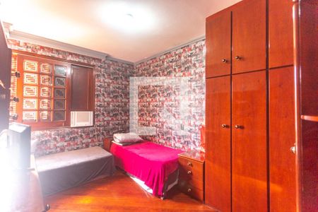 Casa à venda com 316m², 3 quartos e 7 vagasSuíte 2