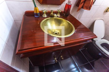 Casa à venda com 316m², 3 quartos e 7 vagasLavabo