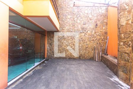 Casa à venda com 316m², 3 quartos e 7 vagasQuintal