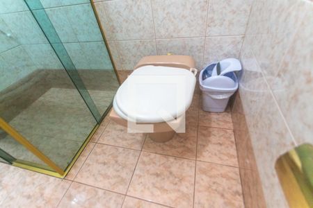 Casa à venda com 316m², 3 quartos e 7 vagasBanheiro suíte 2