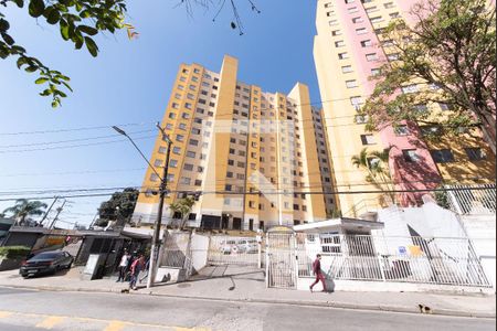 Apartamento para alugar com 48m², 2 quartos e 1 vaga Apartamento para alugar com 48m², 2 quartos e 1 vagaFahcada