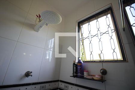 Casa à venda com 200m², 3 quartos e 2 vagasBanheiro da Suite