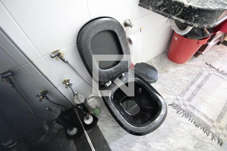 Casa à venda com 200m², 3 quartos e 2 vagasBanheiro da Suite