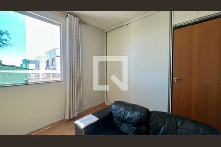 Casa à venda com 105m², 3 quartos e 1 vagaQuarto 3