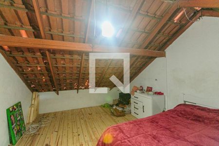 Casa de condomínio à venda com 65m², 2 quartos e 1 vaga Casa de condomínio à venda com 65m², 2 quartos e 1 vagaSotão