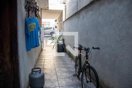 Casa à venda com 138m², 4 quartos e 1 vaga Casa à venda com 138m², 4 quartos e 1 vagaQuintal