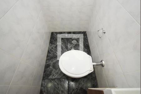 Apartamento à venda com 70m², 2 quartos e 1 vaga Apartamento à venda com 70m², 2 quartos e 1 vagaBanheiro 2