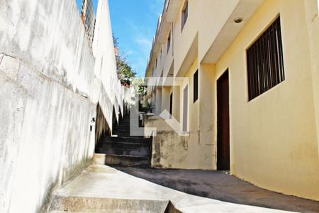 Casa de condomínio para alugar com 60m², 2 quartos e 1 vagaÁrea comum