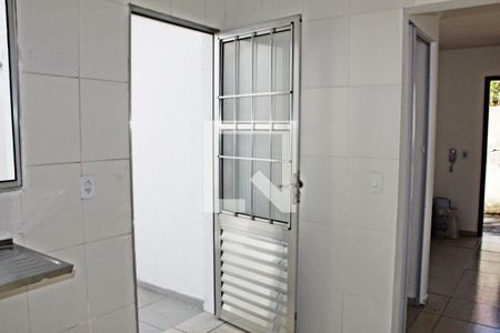 Casa de condomínio para alugar com 60m², 2 quartos e 1 vagaCozinha