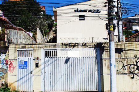 Casa de condomínio para alugar com 60m², 2 quartos e 1 vagaFachada