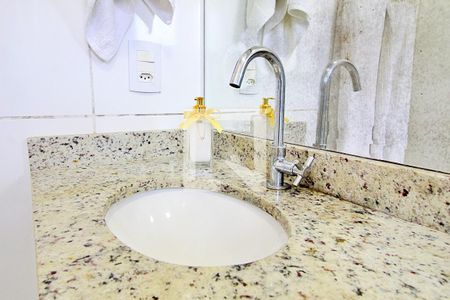 Apartamento à venda com 110m², 2 quartos e 2 vagasBanheiro da Suíte