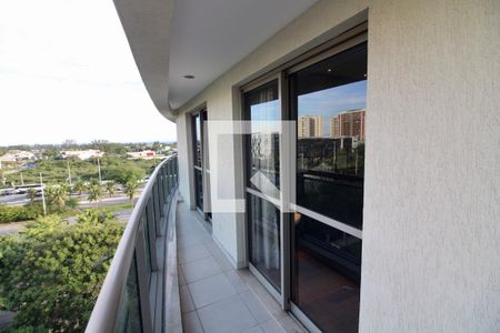 Apartamento à venda com 206m², 5 quartos e 3 vagas Apartamento à venda com 206m², 5 quartos e 3 vagasVaranda da Suite 1