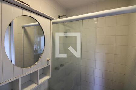 Apartamento à venda com 206m², 5 quartos e 3 vagas Apartamento à venda com 206m², 5 quartos e 3 vagasBanheiro de serviço