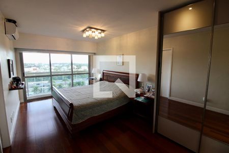 Apartamento à venda com 206m², 5 quartos e 3 vagas Apartamento à venda com 206m², 5 quartos e 3 vagasSuite 2