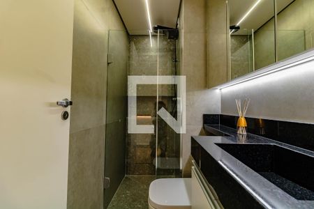 Banheiro de kitnet/studio para alugar com 1 quarto, 27m² em Vila da Saúde, São Paulo